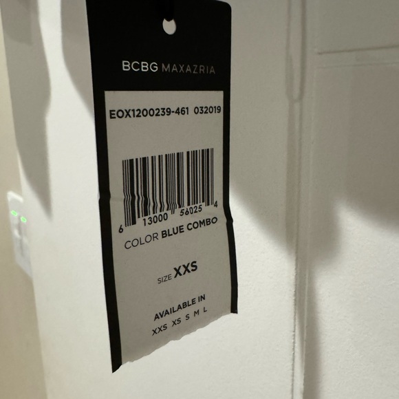 New!! blouse - Picture 3 of 3